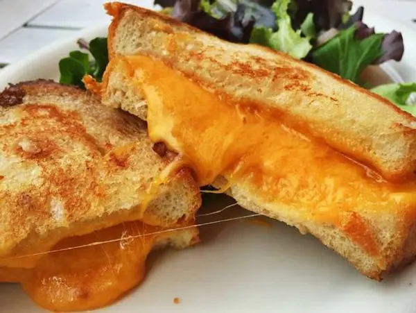 amandine-patisserie-cafe - Grilled Cheese