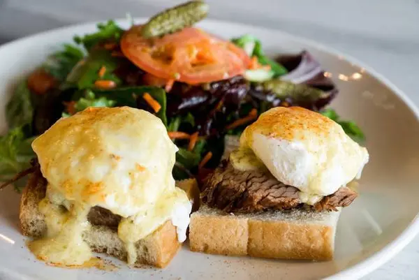 amandine-patisserie-cafe - Amandine Eggs Benedict