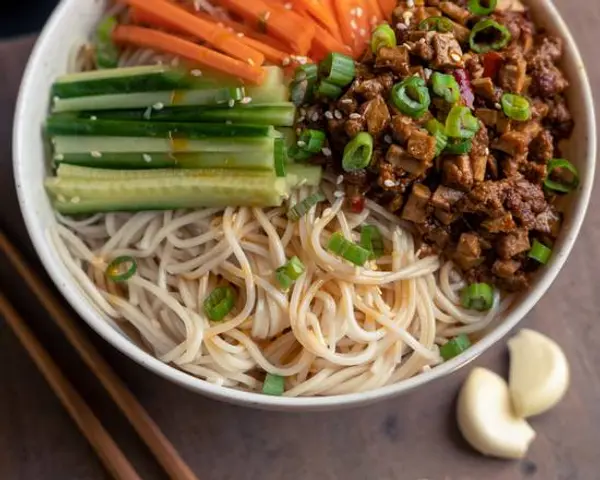 bao-bao - Zha Jiang Mian with two Bao