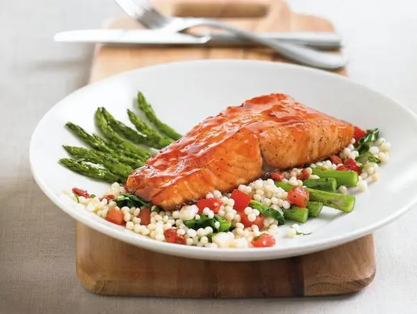 bjs-restaurant-brewhouse - Enlightened Cherry Chipotle Glazed Salmon*