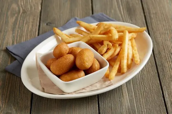 bjs-restaurant-brewhouse - Kids' Mini Corn Dogs