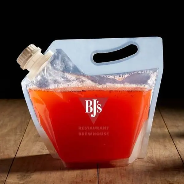 bjs-restaurant-brewhouse - Strawberry Lemonade 64 Oz